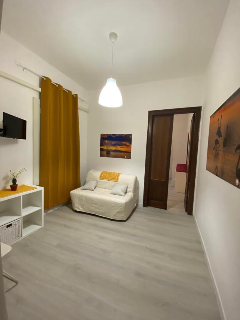 Central Moon Cagliari Vista Mare Δωμάτιο φωτογραφία